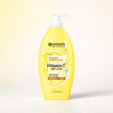 Garnier New Bright Complete Vitamin C Body Lotion 400ml (Thailand)