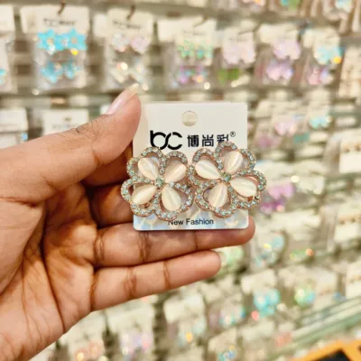 Sparkling Floral Cat-Eye Stone Stud Earrings