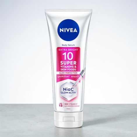 Nivea Extra Bright 10 Super Vitamins and Skin Foods Glow Perfection Nia C Glow Activ Body Serum 300ml (Thailand)