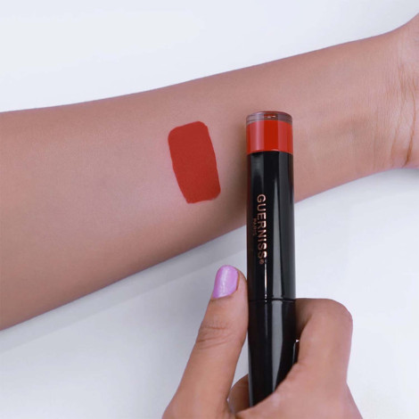 Guerniss Persistent Liquid Matte Lipstick - Dominate G17 (Hong Kong)