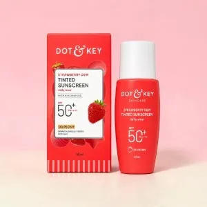 Dot & Key Strawbery Dew Tinted Sunscreen SPF50+ 00 Peony 50ml (India)
