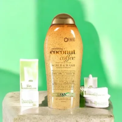 Ogx Smoothing + Coconut Coffee Scrub & Wash 577ml United States (USA)
