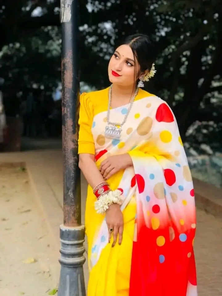 Bright Colour Chanduri Silk Saree for Daily and Festive Wear