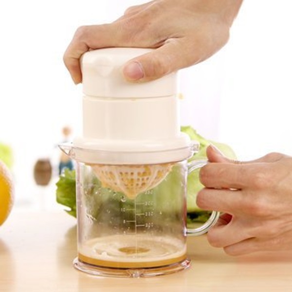 Manual Hand Press Juicer Squeezer Multifunctional Food Grade PP Small Portable Kitchen Appliance Fruit Extractor