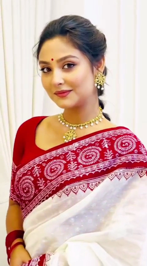 Women's Half Silk Saree with Screen Print and Blouse Piece