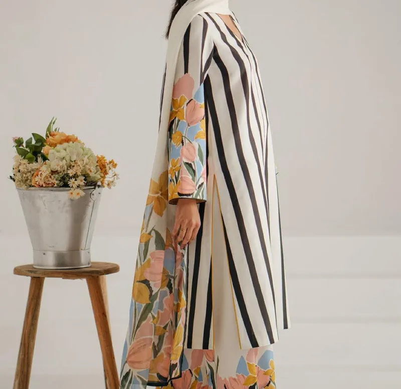 Silk Three Piece with Digital Print Cotton Orna, 44 Inch Kameez