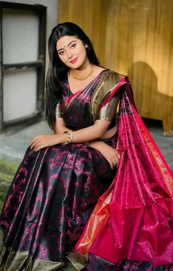 Banarasi Katan Silk Saree with Zari Work and Blouse Piece