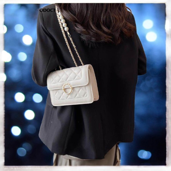 Ladies Pearl Bag