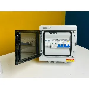 GearUP AC Distribution Box 8 Way (1 in 1 out)