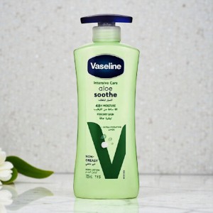 Vaseline Intensive Care Aloe Soothe 48 Moisture Body Lotion 725ml (UAE)