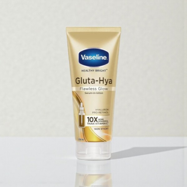 Vaseline Gluta-Hya Flawless Glow Serum-in-Lotion 200ml(India)