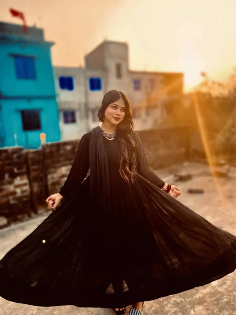 Georgette Three Piece with Linen Salwar, Free Size 44