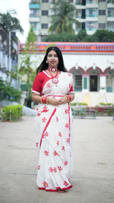 Women's Dhupian Silk Saree with Ball Print and Lace