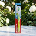 Colgate 6x Fresh Clean Max Fresh Multiple Colors Toothbrush -  Medium (China)