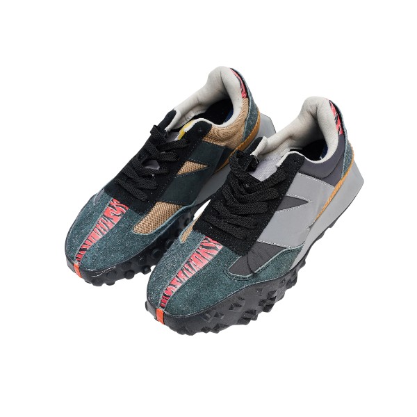 Grey stylish modern Design All Seasons sneaker for men