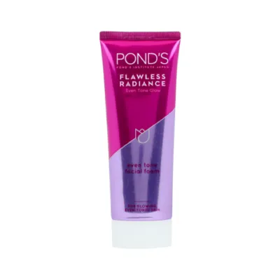 Pond's Flawless Radiance Even Tone Glow Facial Foam 100g (Thailand)