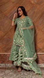 Linen Gown Three Piece with Screen Print and Net Lace Orna