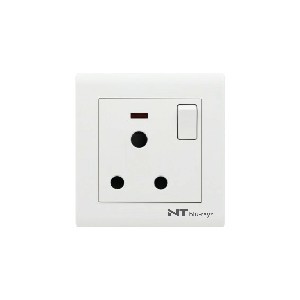 NT blu-ray Primo White 15A 3 Pin Round Socket With Switch