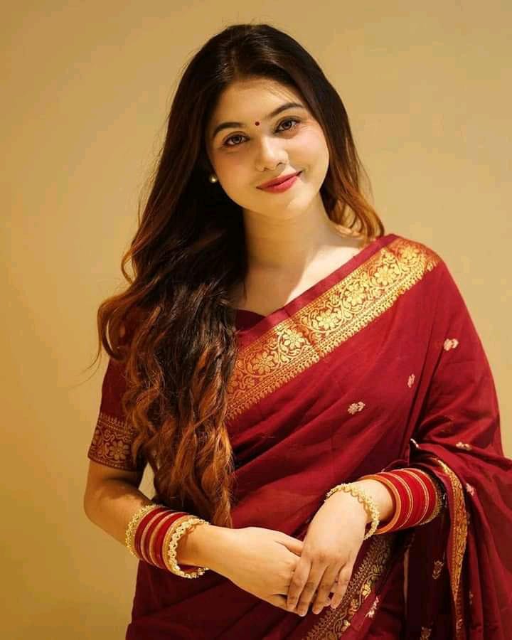 Women's Half Silk Plus Paar Saree, Over 12 Haath, 4 Colours