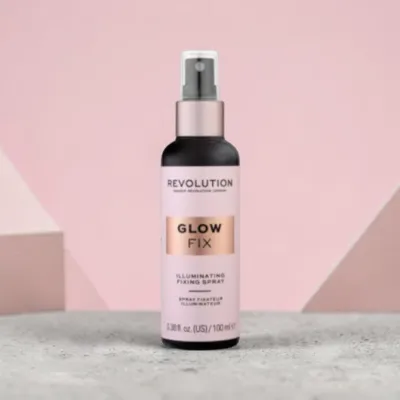 Makeup Revolution Glow Fix Illuminating Fixing Spray 100ml (China)