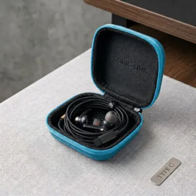 ONE TECH Type-C Wired In-Ear Earphones with Carrying Case