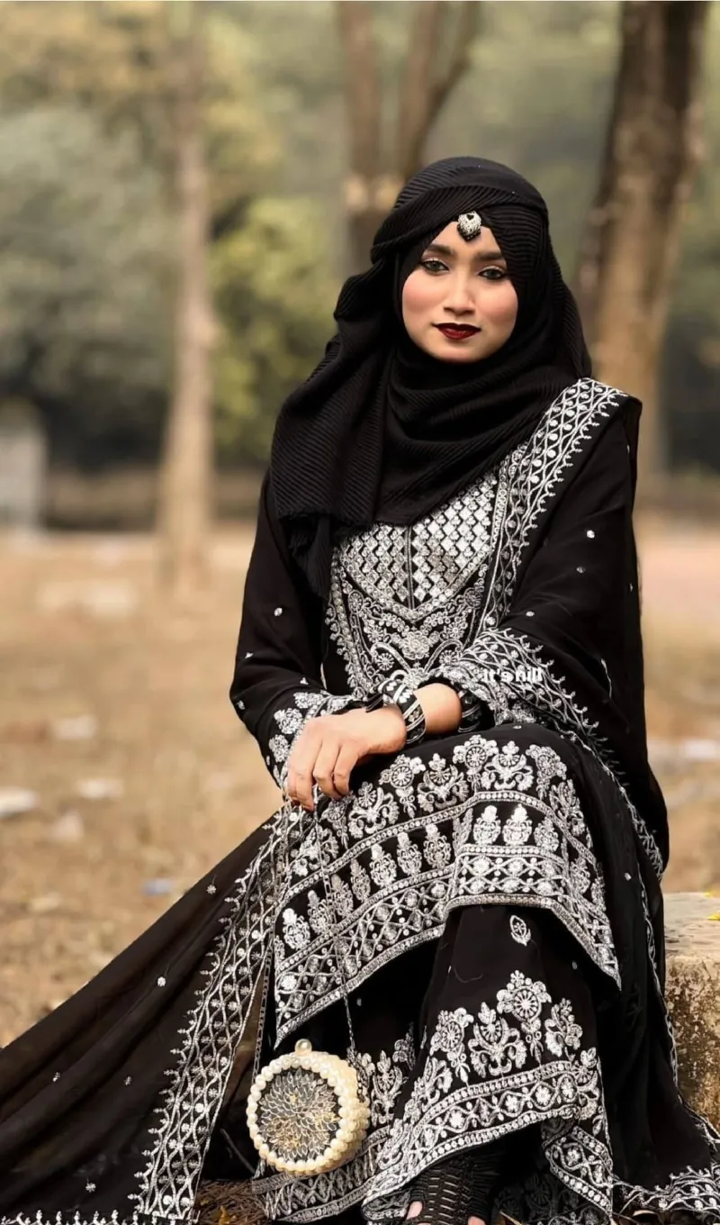 Soft Georgette Sequin Embroidery Three Piece with Inner, 6 Colours