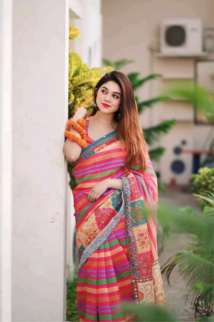 Women's Digital Print Saree with Blouse Piece, 5 Colours