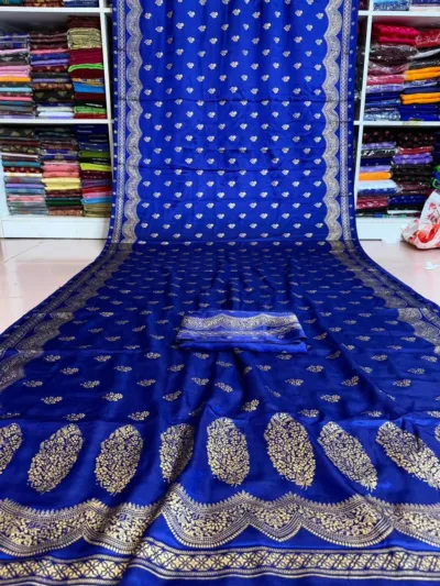 Single Colour Silk Skin Print Saree with Matching Blouse Piece