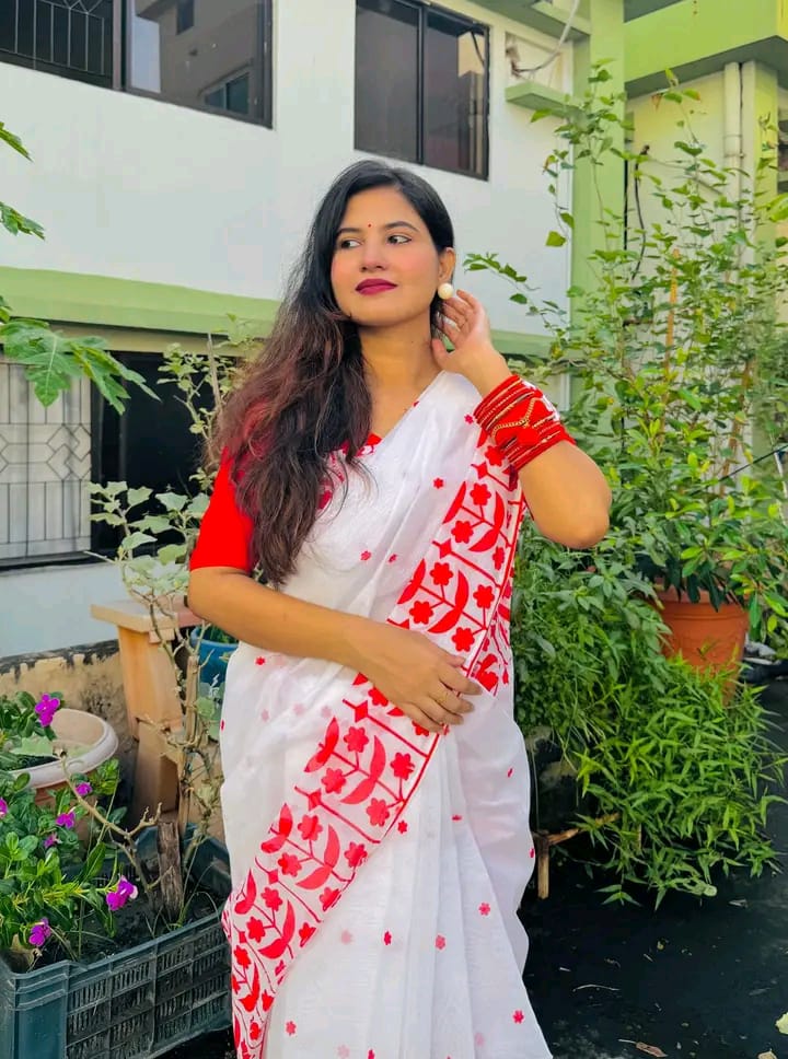 Women's Half Silk Block Print Saree, 12 Haath, 4 Colours