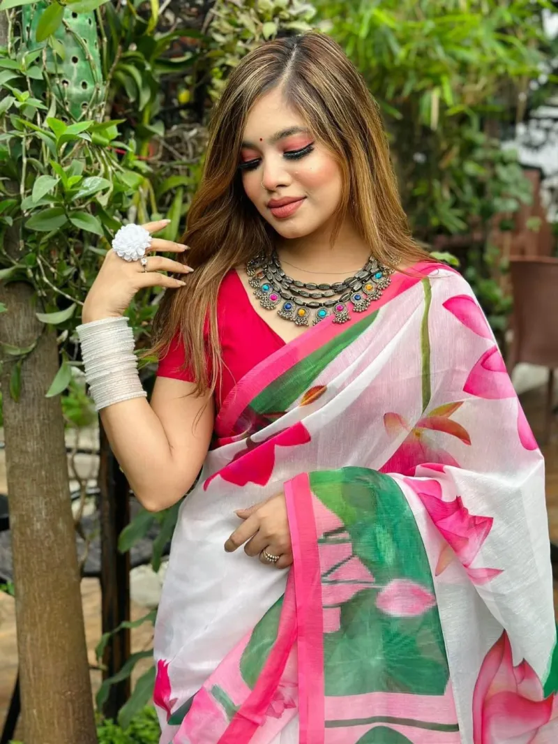 Women's Digital Print Chanderi Silk Saree, Saree Only, 6 Colours