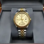 Snille Luxury Watch Water resistant