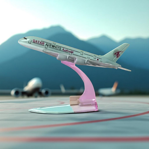 Qatar Airways A380 Metal Aircraft -16cm