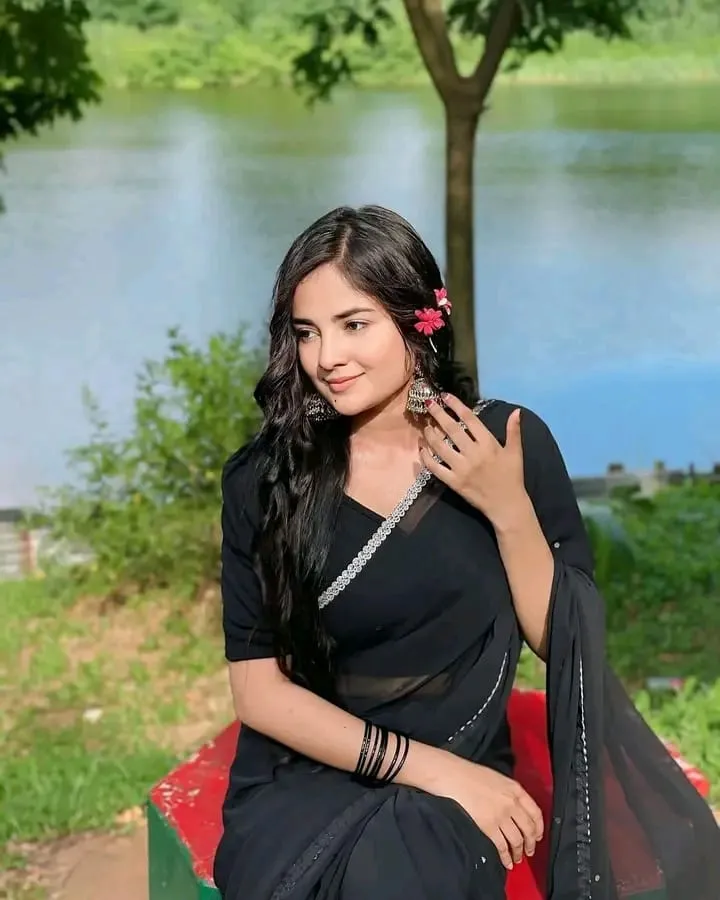 Georgette Saree, 12 Haath, Without Blouse Piece, 6 Colours
