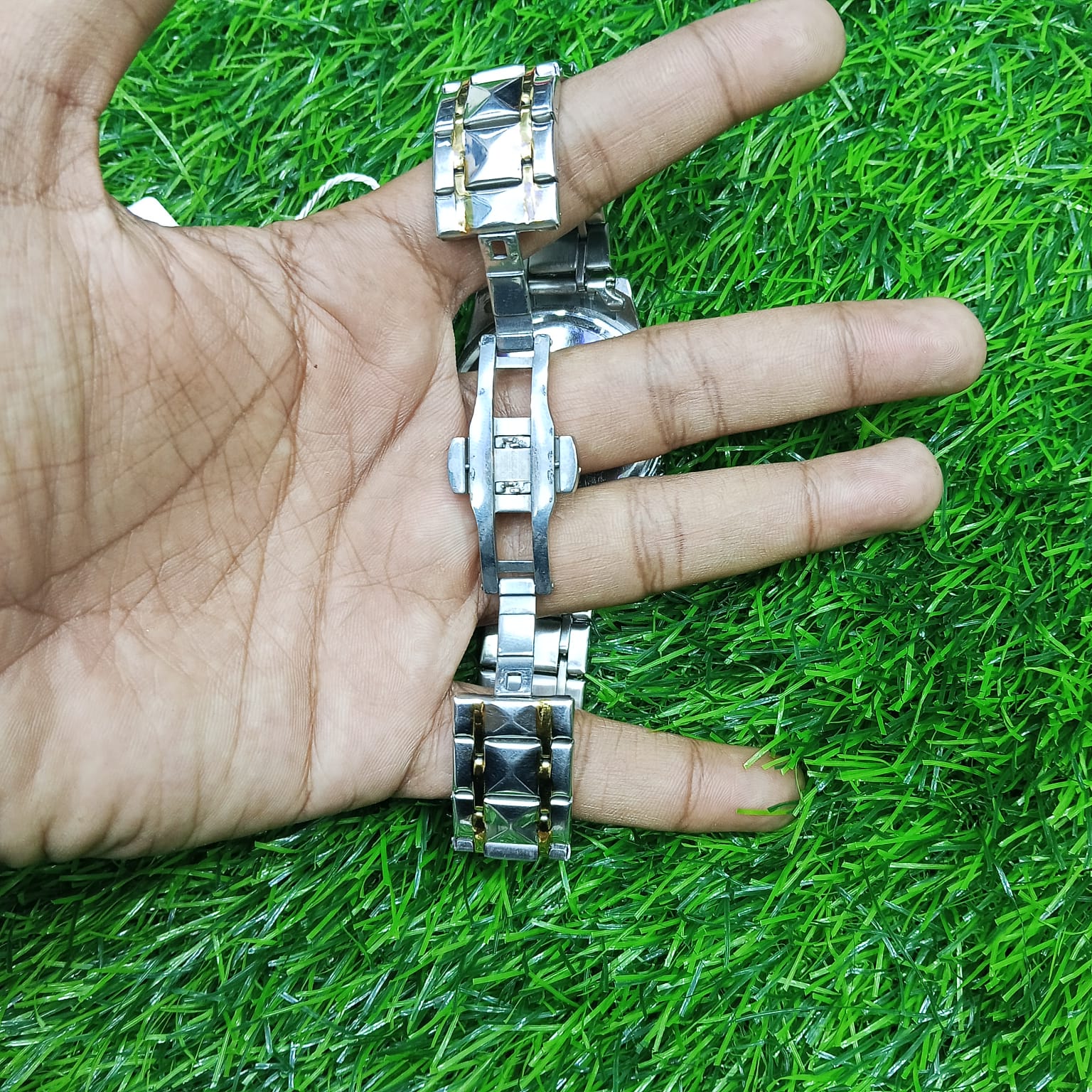 Butter Fly Lock OLEVS Watch for Women   Silver