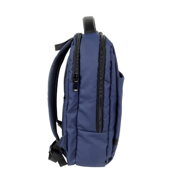 Walkar Water Resistant China Fabric Multi Compartment Backpack with Easy Closing & Good Quality China Zipper