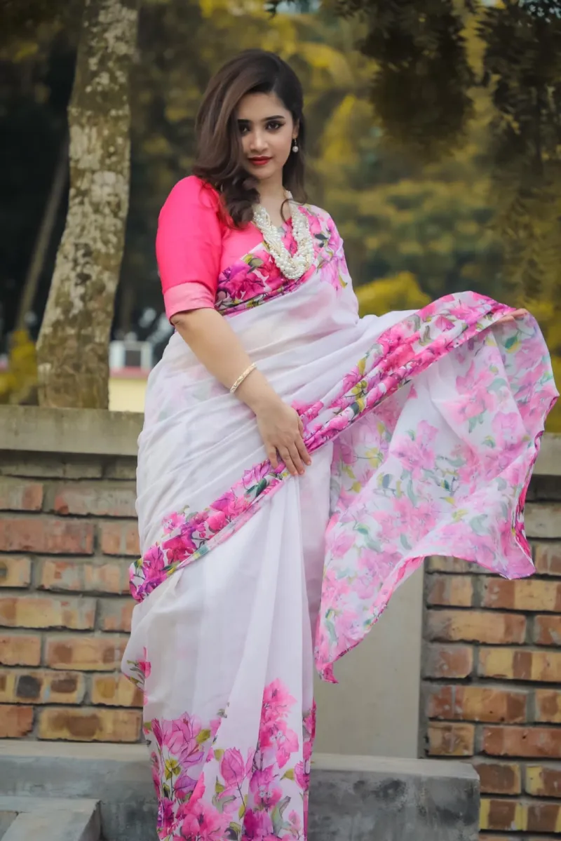Chanduri Silk Digital Print Saree with Blouse Piece, 6 Colours