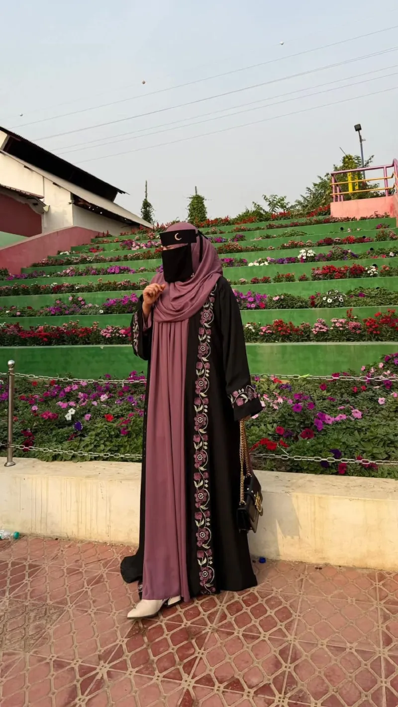 Embroidery Koti Borka with Side-Embroidered Long Hijab