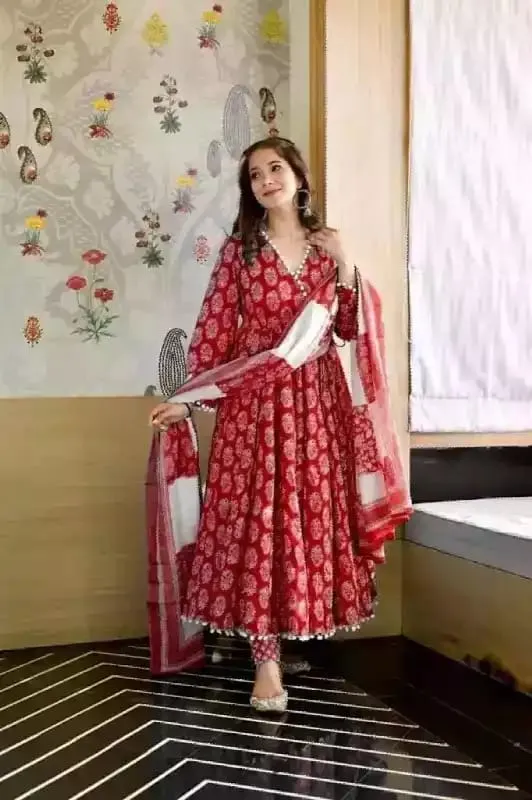 Women's Printed Linen Three Piece with Butterfly Salwar