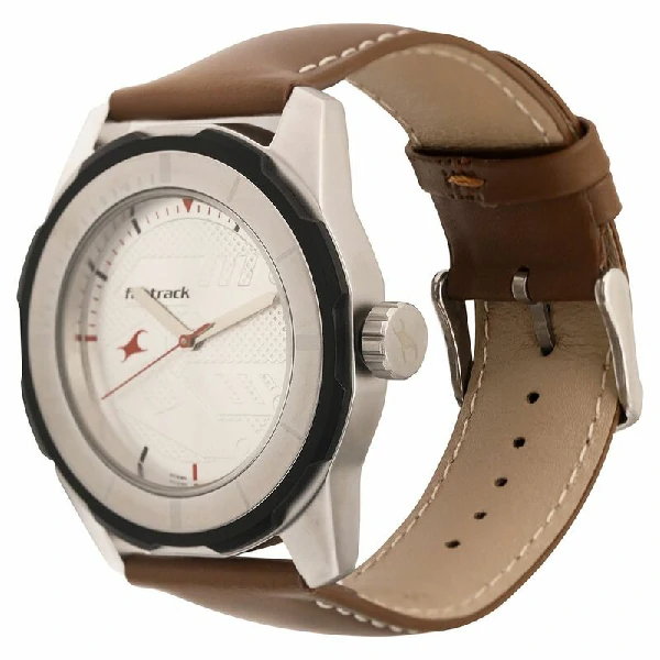 Fastrack NS3099SL01 Quartz Analog Silver Dial Leather Strap Watch