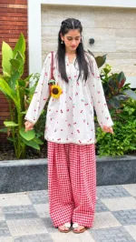 Women's Slub Cotton Two Piece with Screen Print and Check Pant