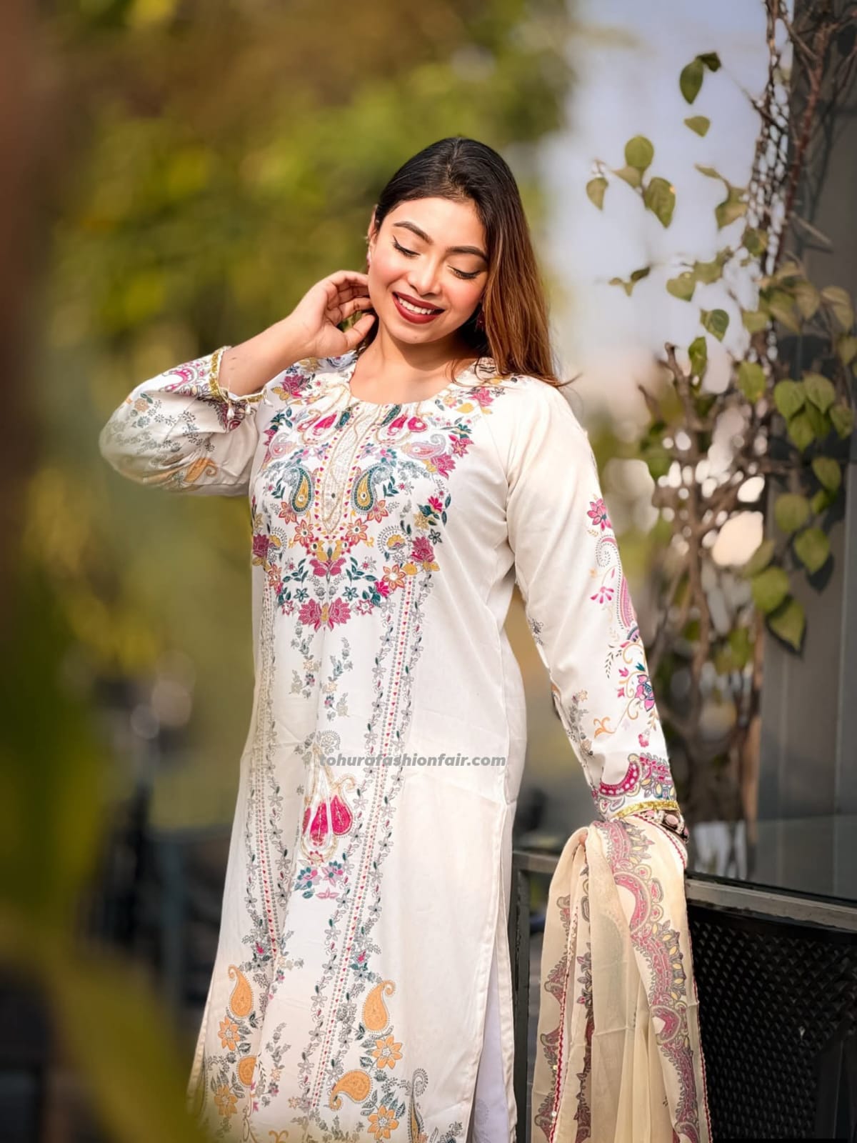 Microstitch Three Piece with Ari and Dollar Work, 44 Inch Kameez