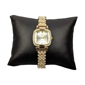 Luxury Golden Stone Studded Ladies Quartz Watch – Stylish & Elegant Design (White Dial)