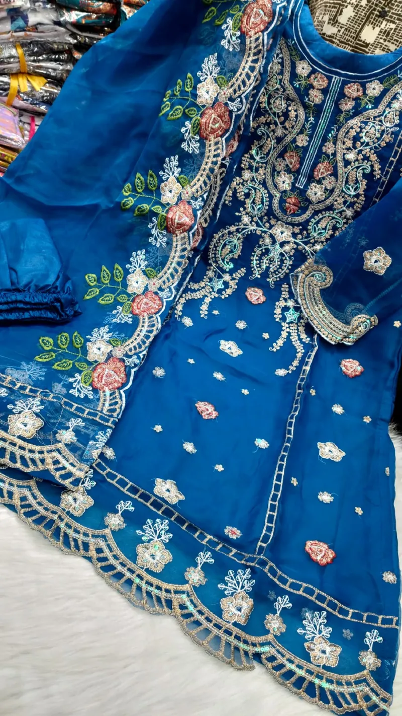 4-Piece Sequin Embroidery Set with Sada Bahar Tissue Orna