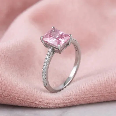 Chowtushkoni Dyuti Women's Ring