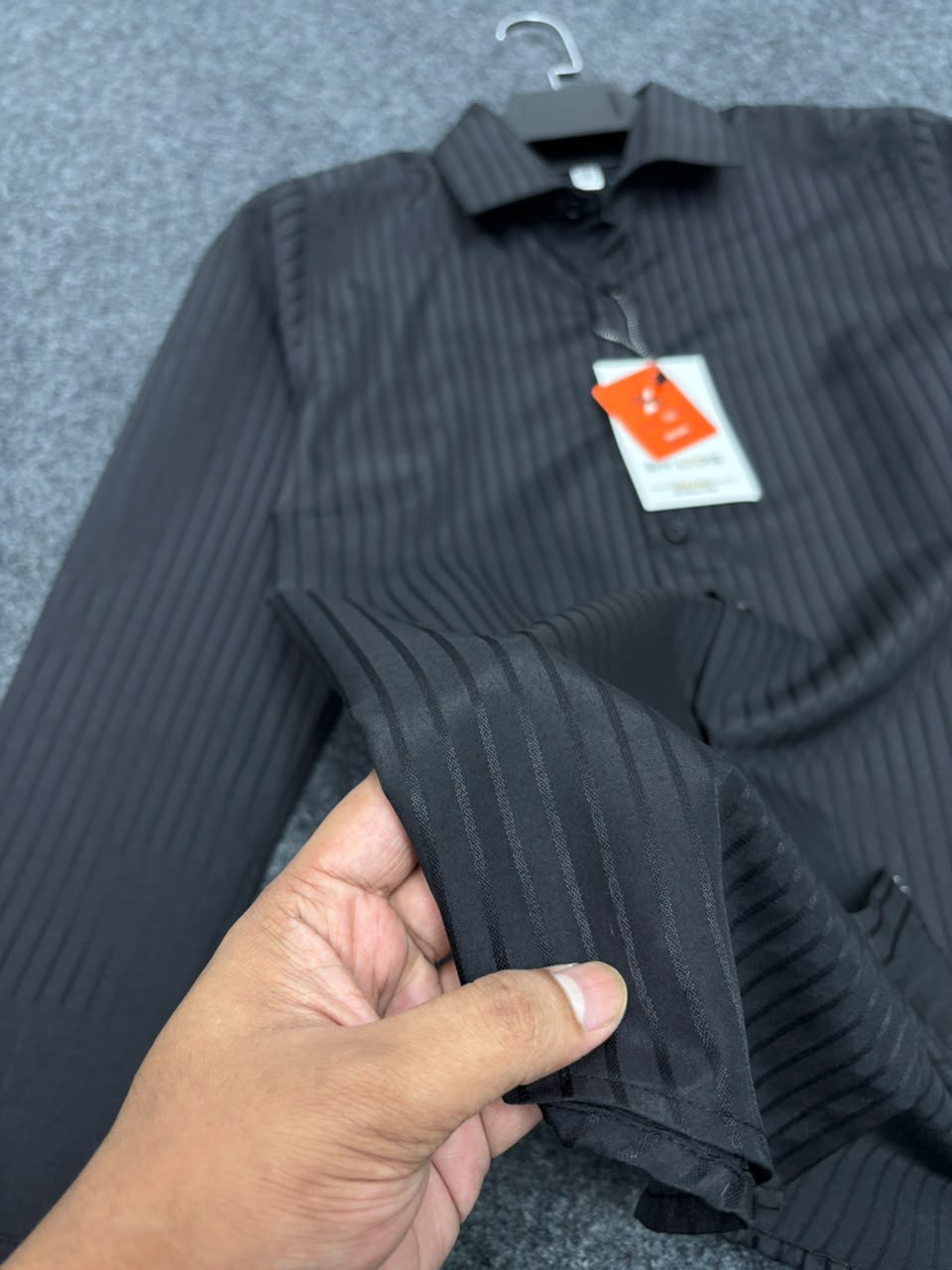 SHY LOOKS MOST DEMANDING BLACK DIAMOND SHIRT