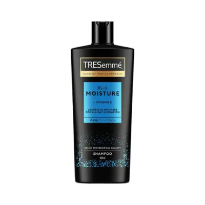 Tresemme Rich Moisture Salon Professional Quality Shampoo 685ml (Poland)