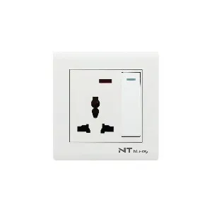 NT blu-ray Primo White 13A 3 Pin MF Socket With Switch