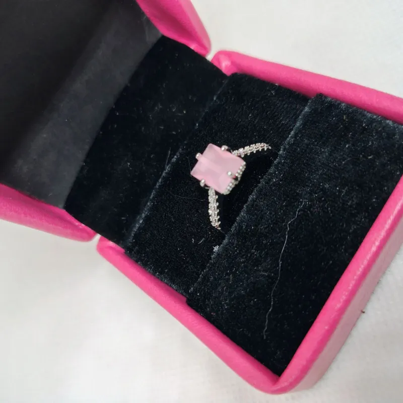 Chowtushkoni Dyuti Women's Ring