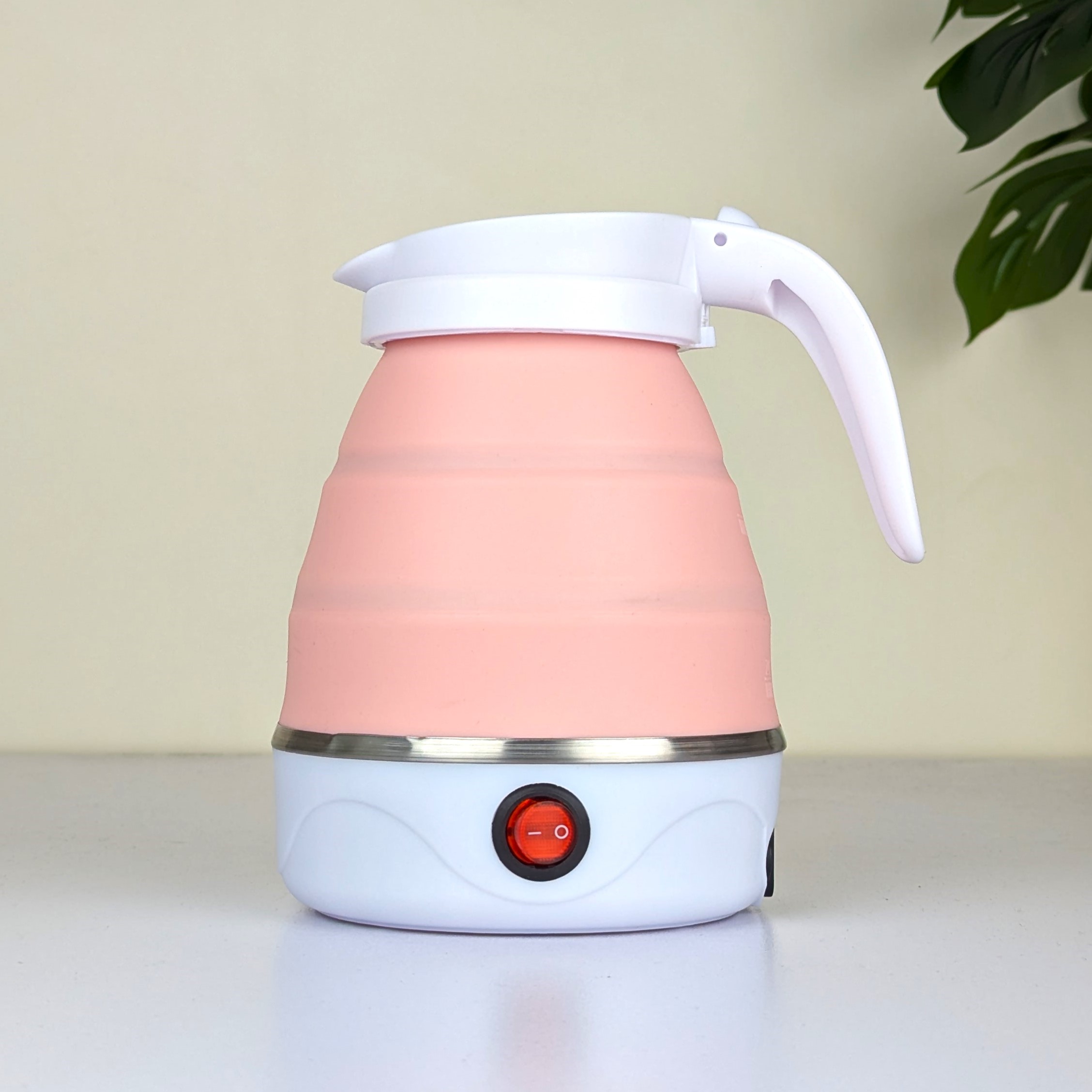 Travelling Folding Kettle 600ml – Portable Silicone Electric Water Boiler with Boil-Dry Protection & Fast Boiling for Camping, Travel & Hotels