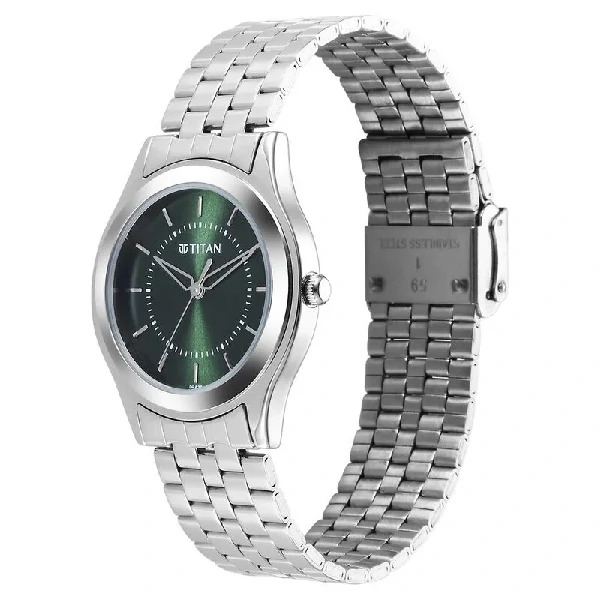 Titan Karishma Zing Quartz 1648SM01 Analog Green Dial Stainless Steel Strap Watch for Men